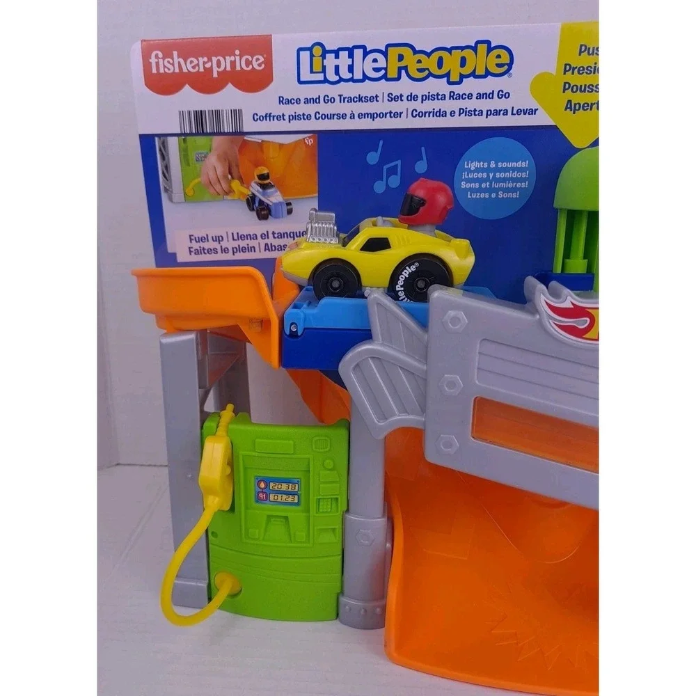 Fisher-Price Little People Hot Wheels‎ Race And Go Trackset Wheelies Fuel Up